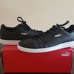 PUMA Smash Deboss